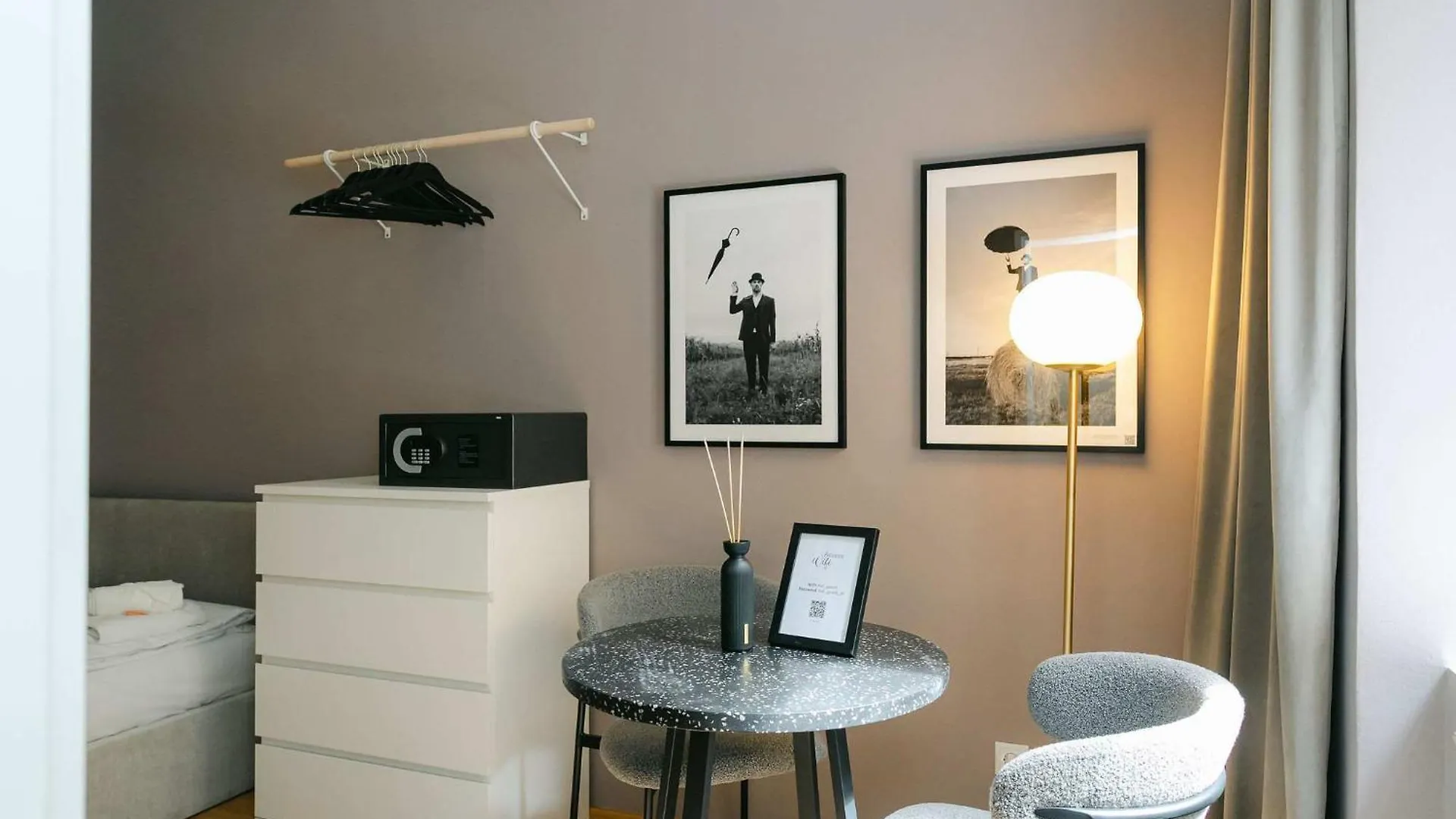شقة Neat 2Br Perfect For 4 Free Parking فيينا 0*,  النمسا