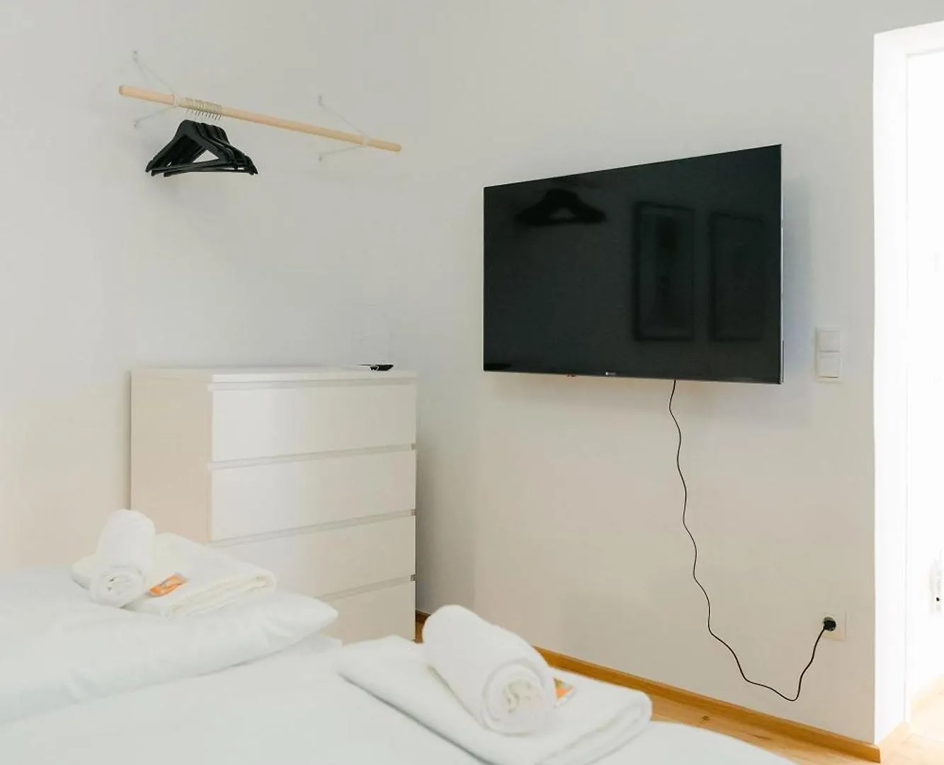 شقة Neat 2Br Perfect For 4 Free Parking فيينا